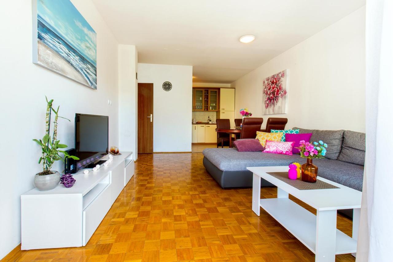 Apartment Amari Split Exterior photo